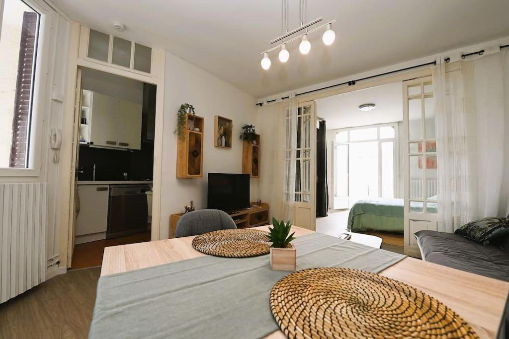 2 A 4 Pers Cosy A Proximite Du Centre Et Des Thermes *