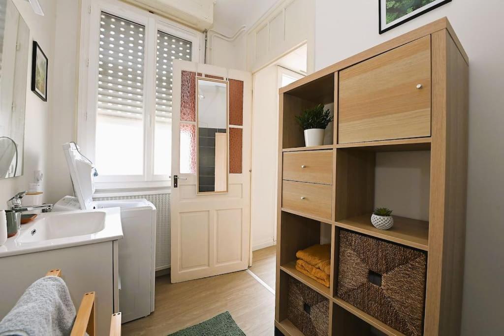 2 A 4 Pers Cosy A Proximite Du Centre Et Des Thermes